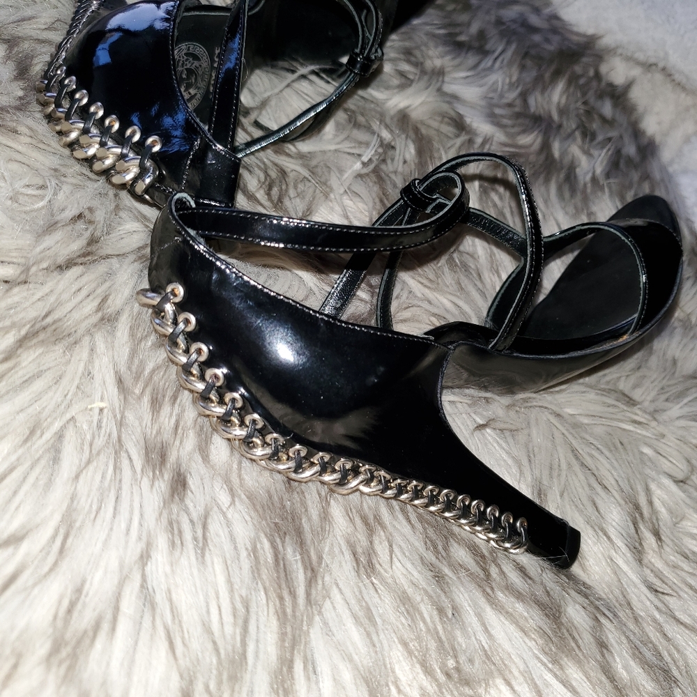 🔥 Authentic Versace Chain Heels 🔥 - Picture 16 of 16